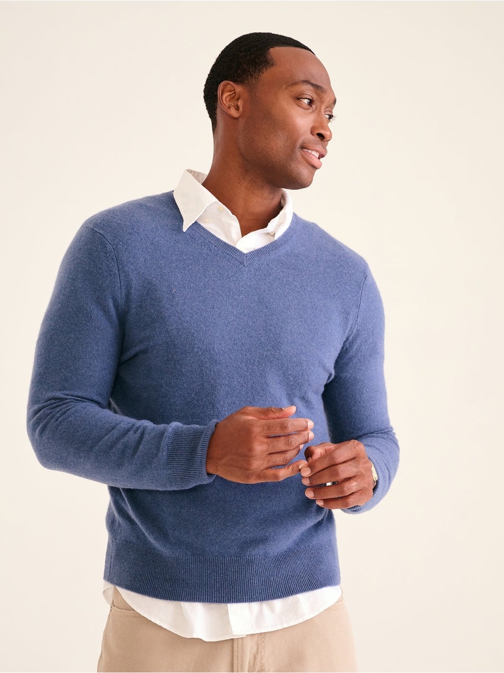NAADAM cashmere sweater Men's Blue V-Neck size large long sleeve